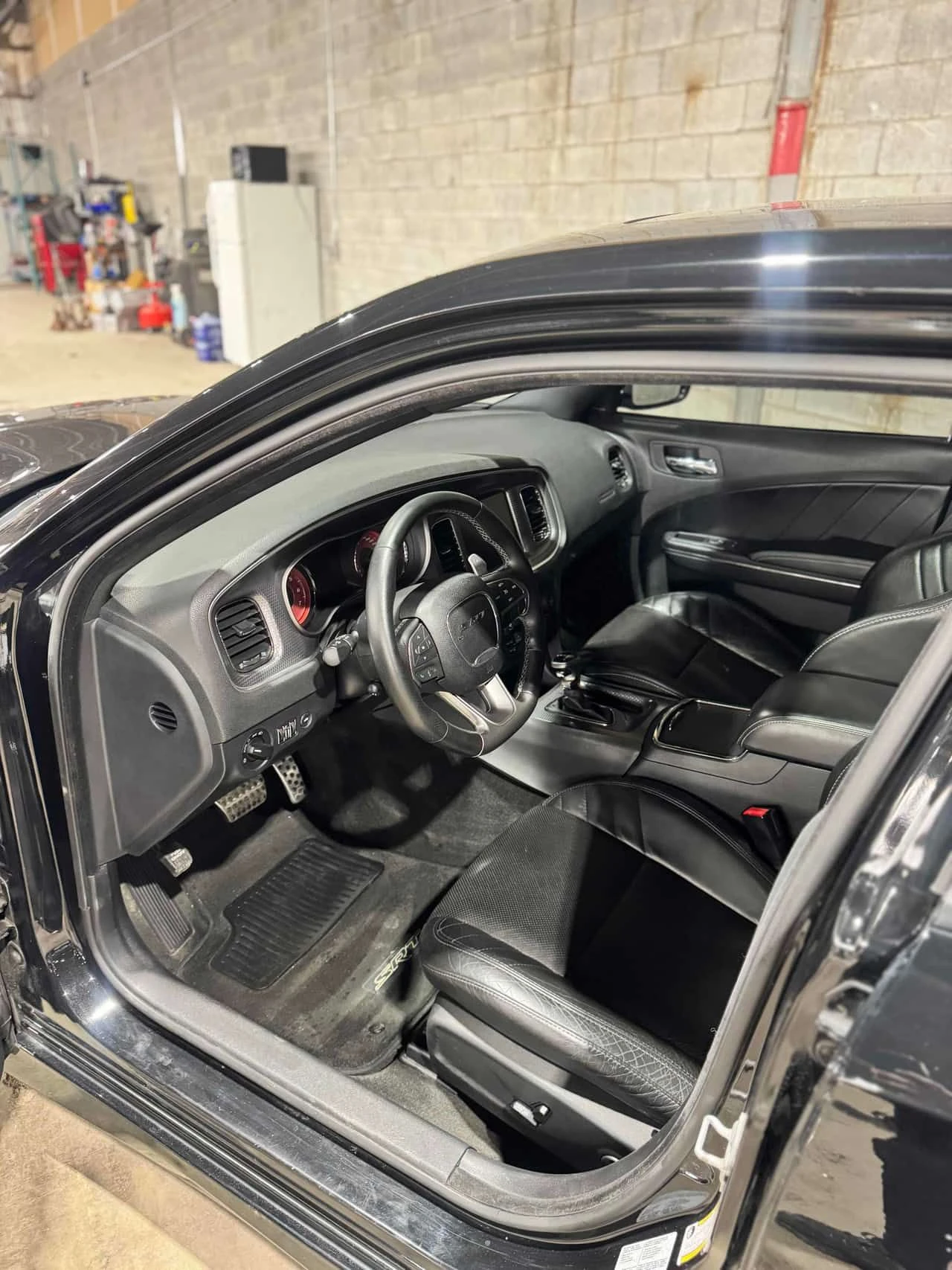 Dodge Charger SRT Hellcat| �������| ��������| CARFAX | Mobile.bg � ����������� 7