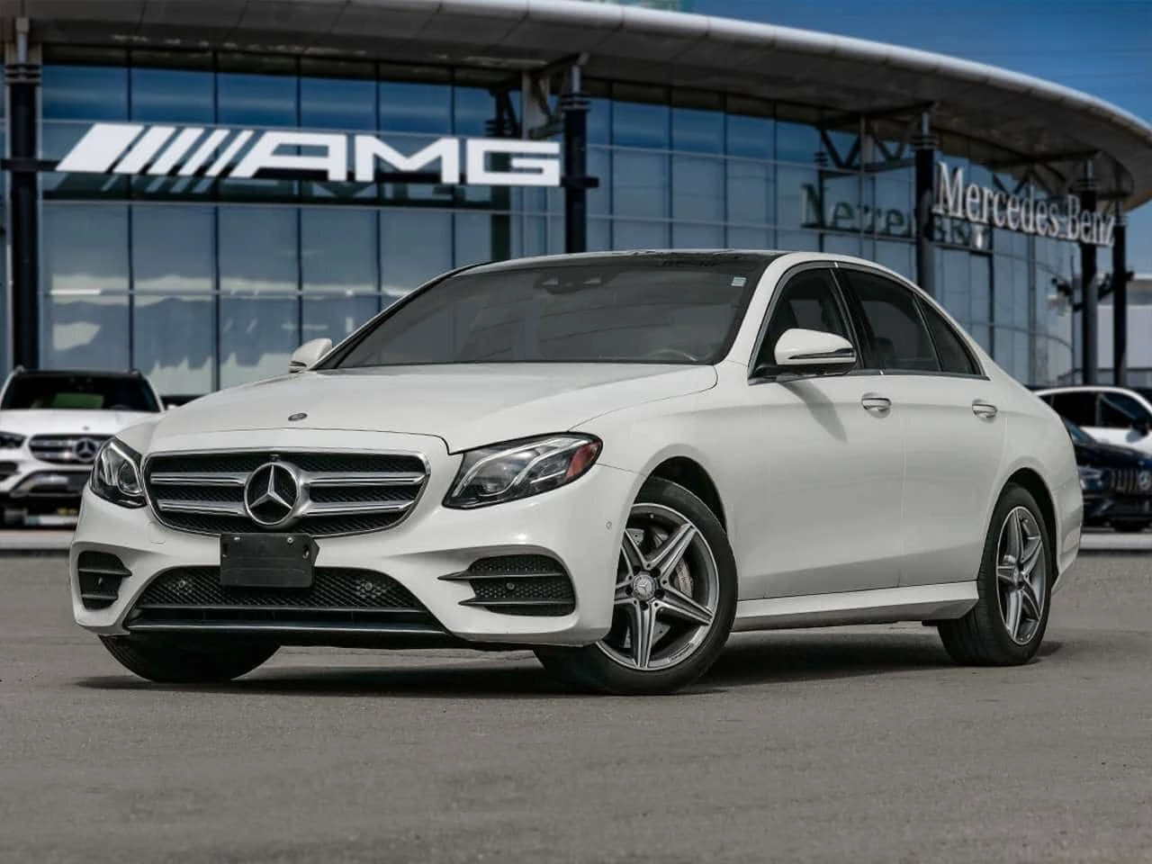 Mercedes-Benz E 400 * Фиксирана цена до БГ * 51к км! * От Mercedes * 