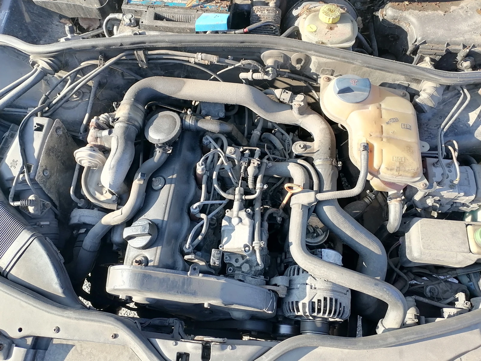 VW Passat B5, снимка 11 - Автомобили и джипове - 54698394