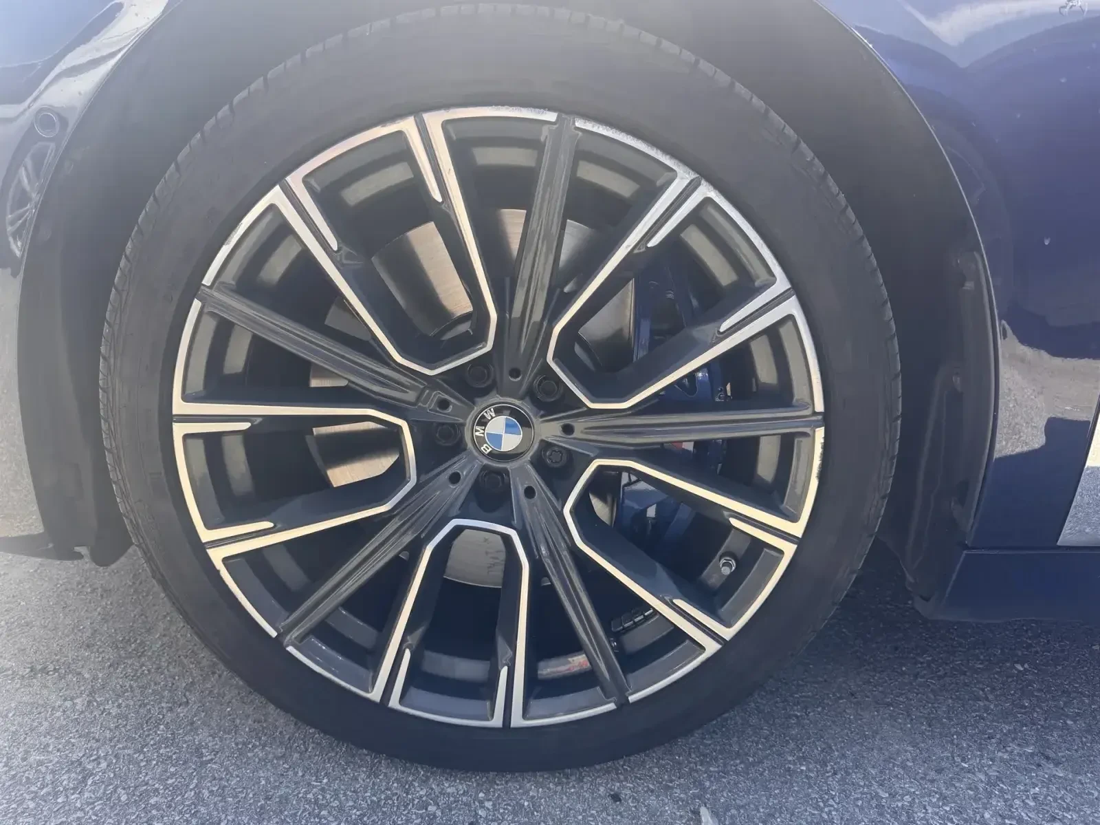 BMW 740 xDrive Sedan, снимка 5 - Автомобили и джипове - 54868921