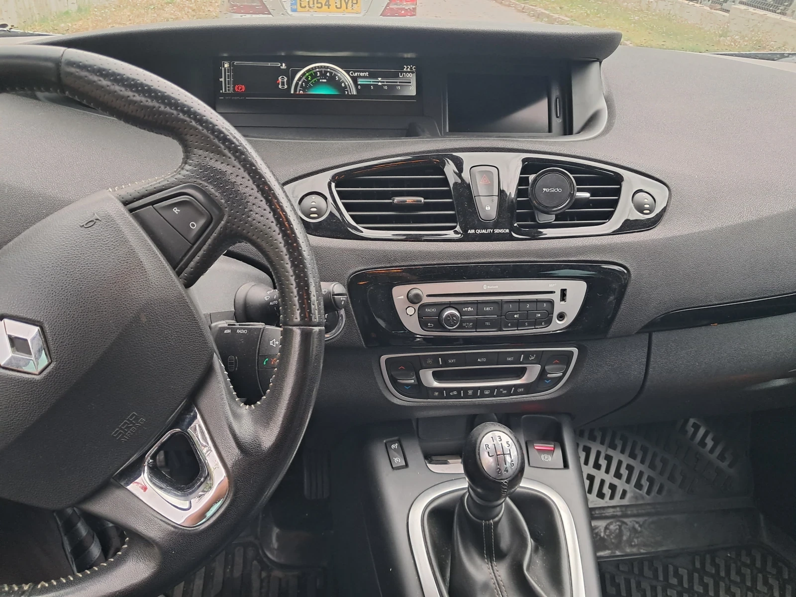 Renault Scenic, снимка 5 - Автомобили и джипове - 55493462