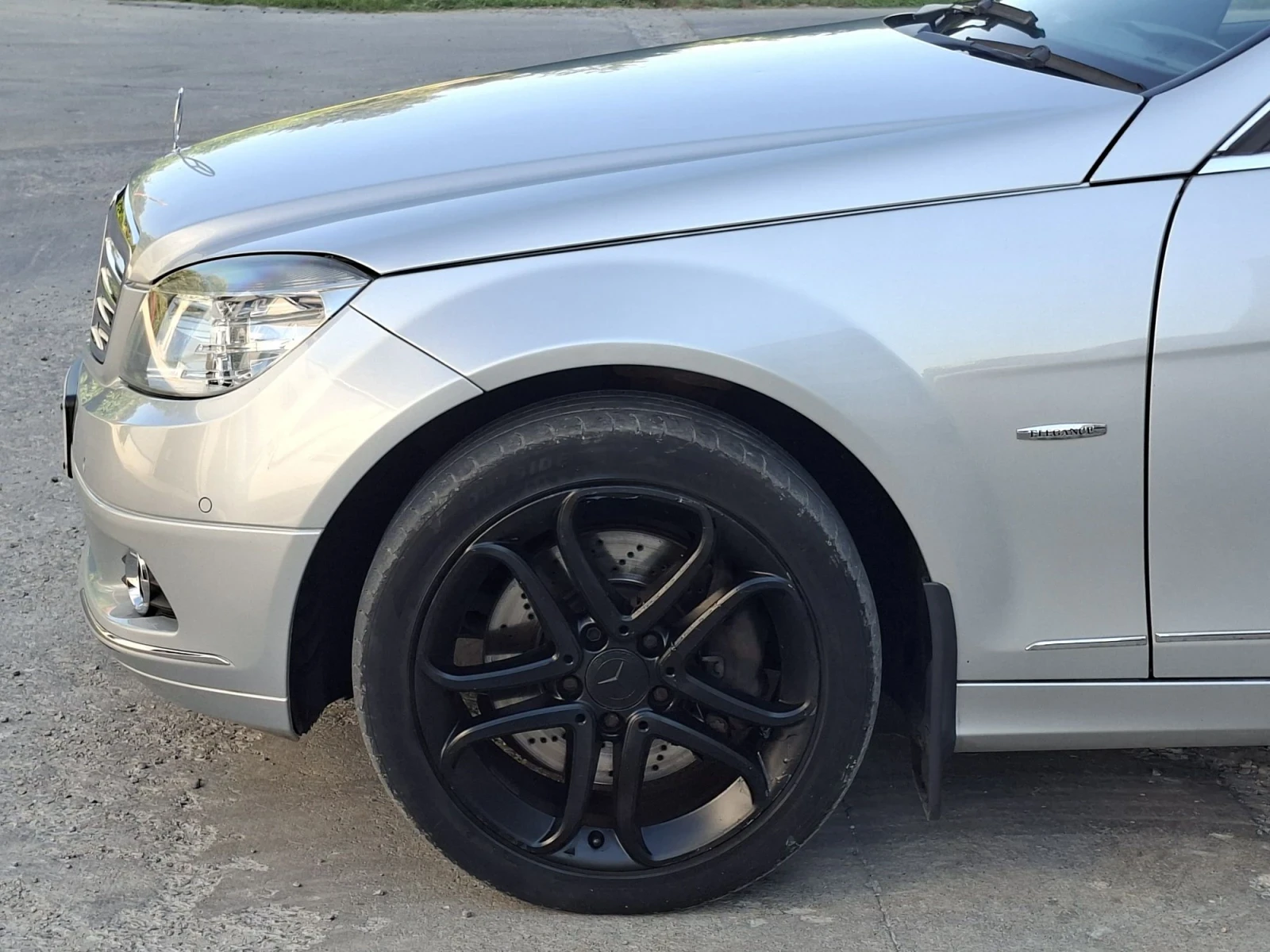 Mercedes-Benz C 320, снимка 4 - Автомобили и джипове - 55908453
