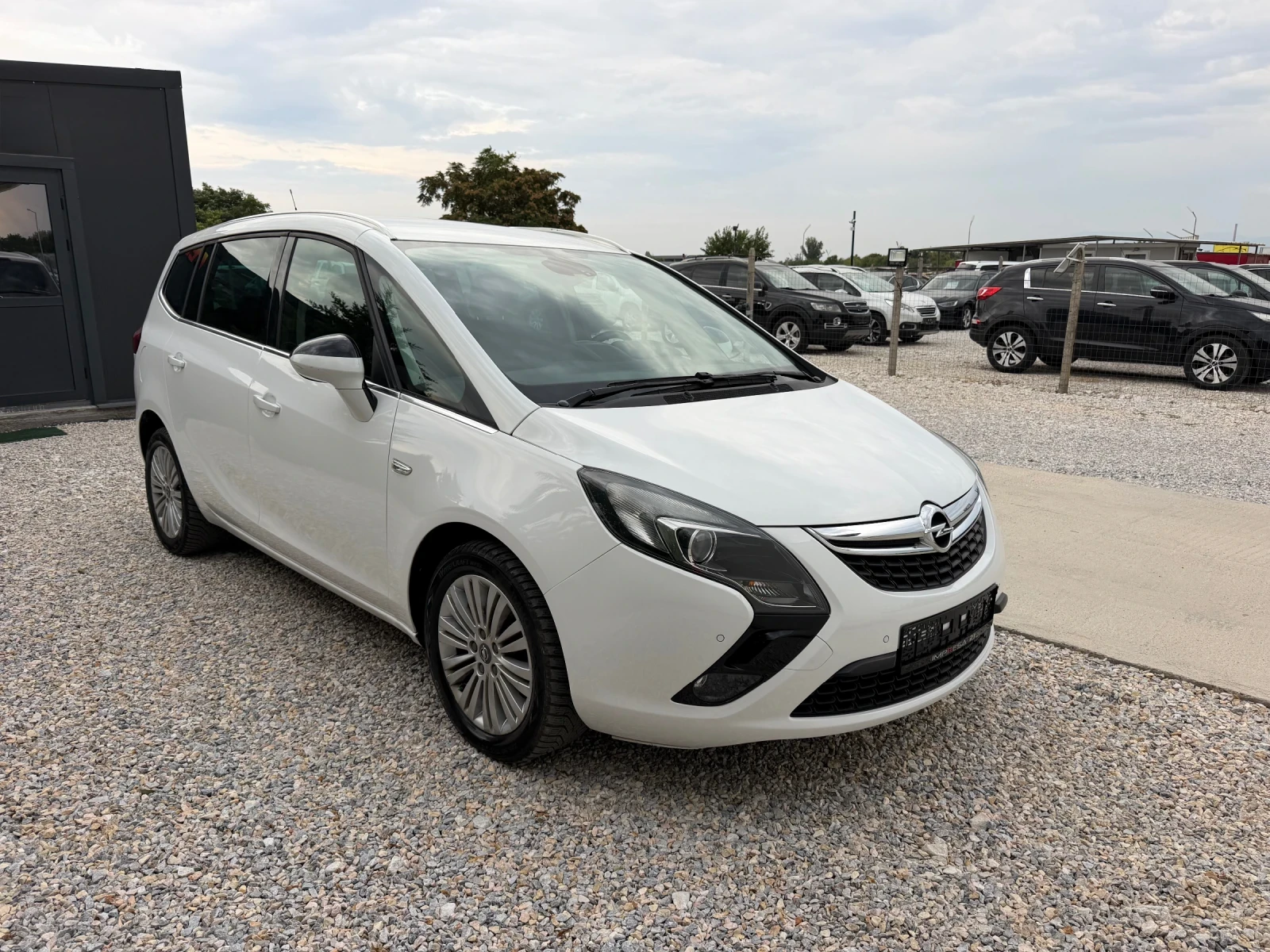 Opel Zafira 1.6i 150kc. 6+ 1 места, Метан Cosmo, снимка 3 - Автомобили и джипове - 56047882