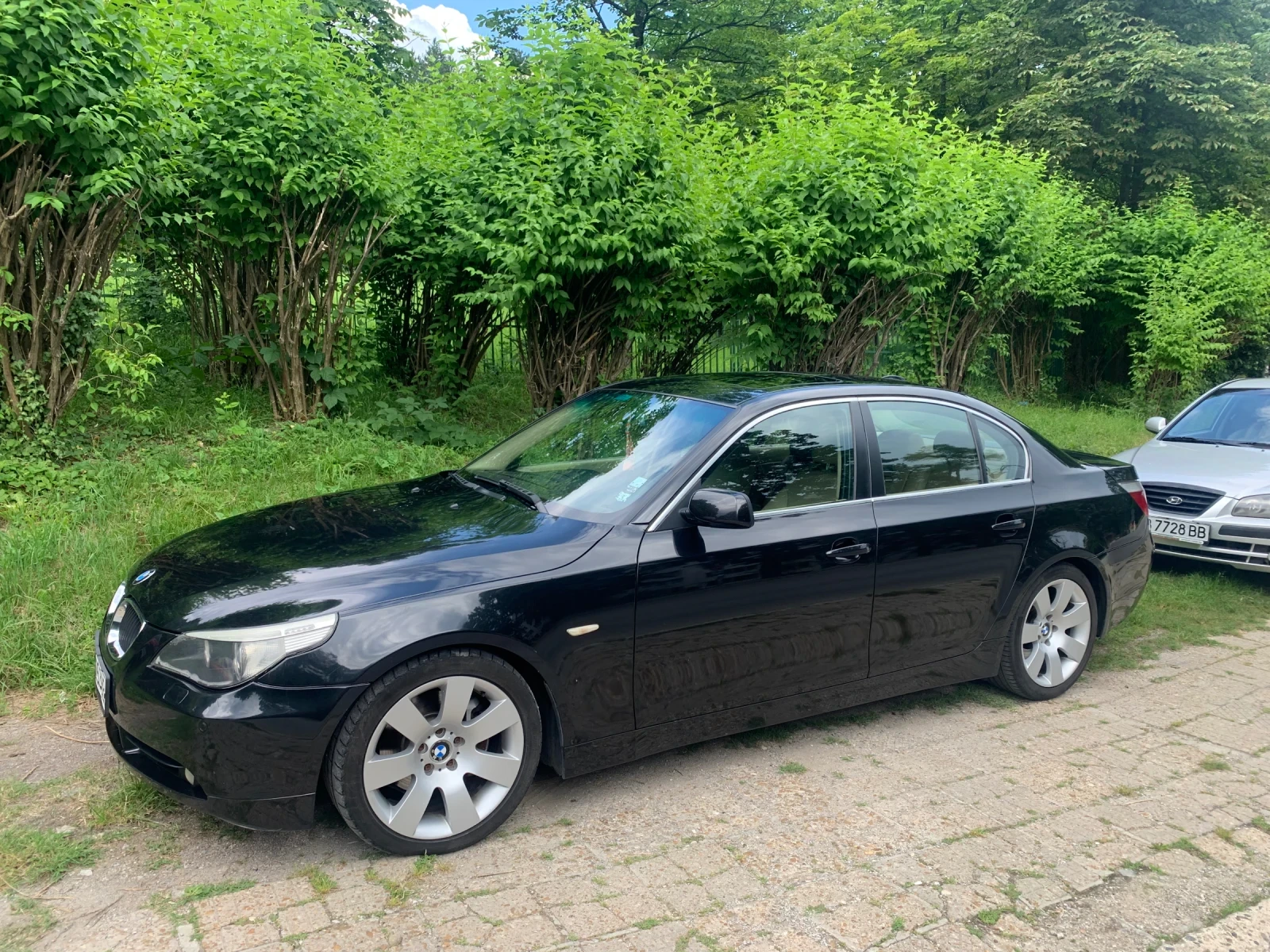 BMW 530