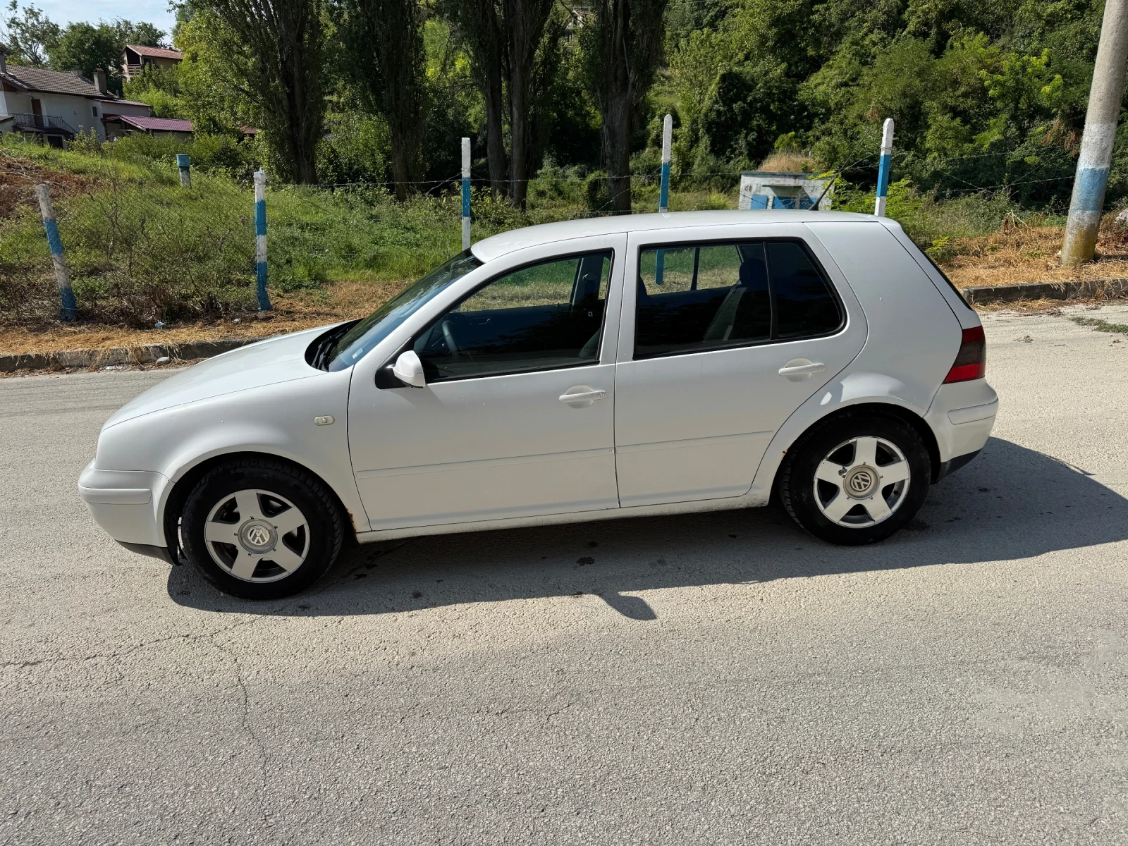 VW Golf 1.8 , снимка 2 - Автомобили и джипове - 56225884