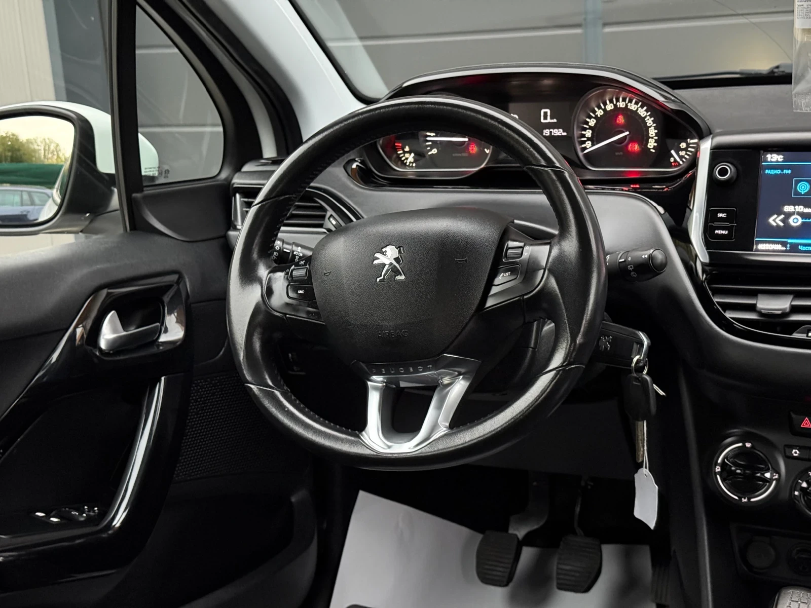 Peugeot 208 1.2i * NAVI* LED* ���������������*  | Mobile.bg � ����������� 12