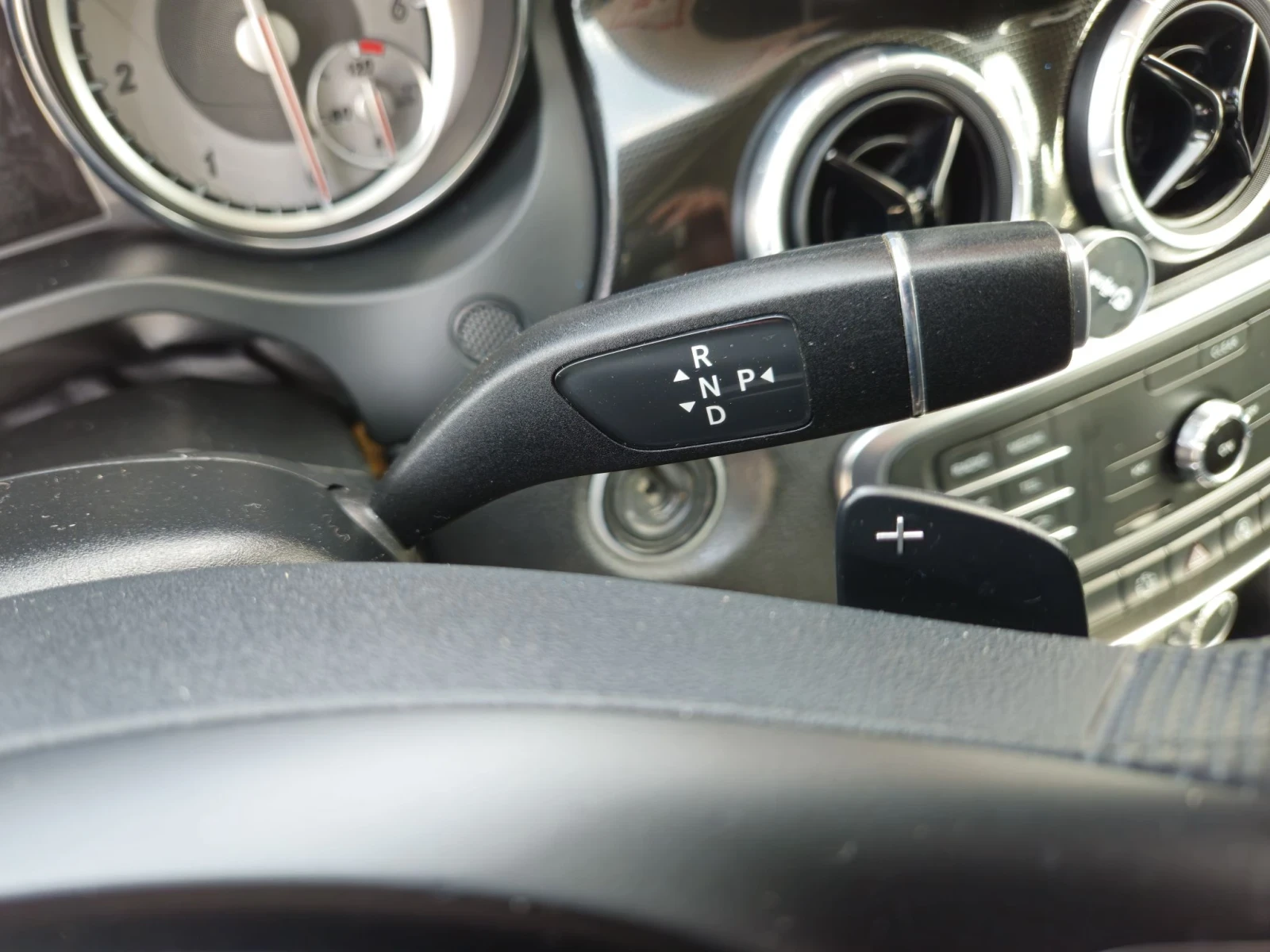 Mercedes-Benz CLA 200 200, снимка 14 - Автомобили и джипове - 56723257
