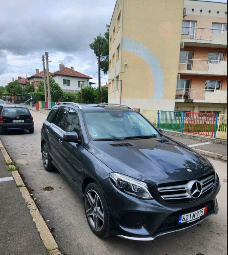 Mercedes-Benz GLE 350 AMG Pack , снимка 3 - Автомобили и джипове - 47547051