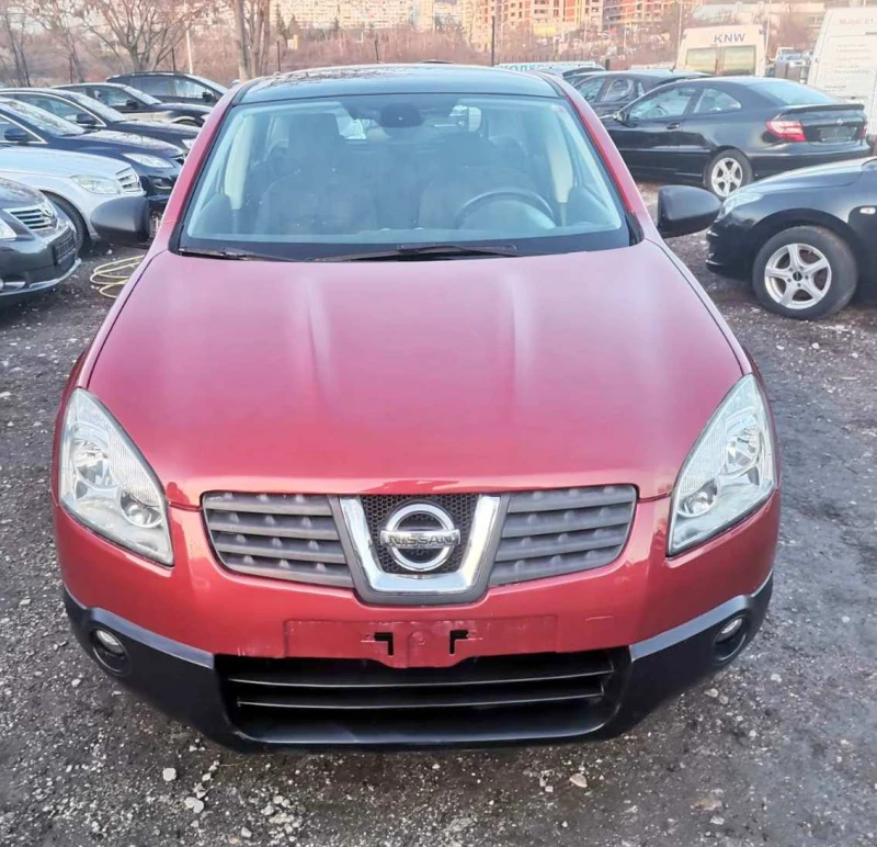 Nissan Qashqai 2.0/4x4 /ПАНОРАМА/УНИКАТ, снимка 2 - Автомобили и джипове - 47800618