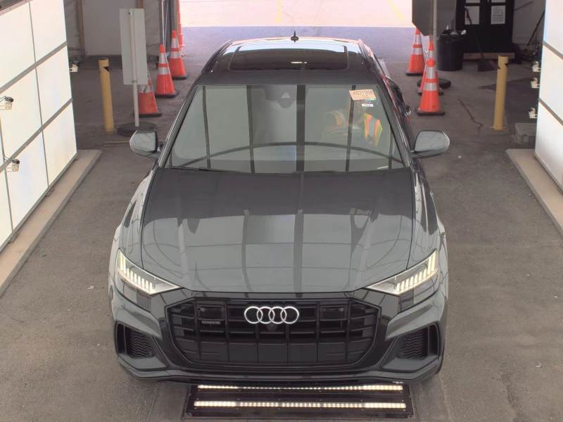 Audi Q8 Bang & Olufsen* Virtual Cockpit Plus* Head-Up* , снимка 2 - Автомобили и джипове - 51868398