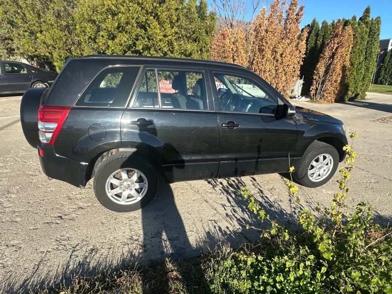 Suzuki Grand vitara 2.0 , снимка 6 - Автомобили и джипове - 52225487