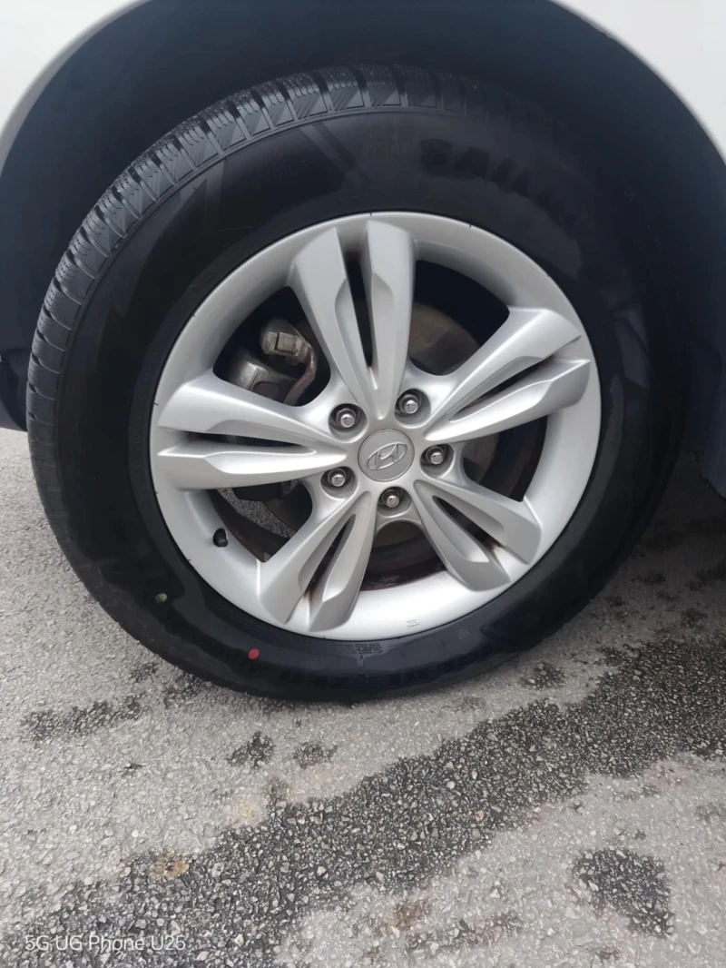 Hyundai IX35, снимка 12 - Автомобили и джипове - 52263537