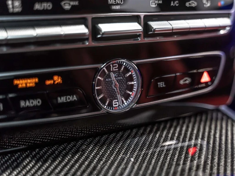 Mercedes-Benz G 63 AMG 4MATIC* Авто-Кредит(ЦЕНА ДО БЪЛГАРИЯ), снимка 13 - Автомобили и джипове - 52513909