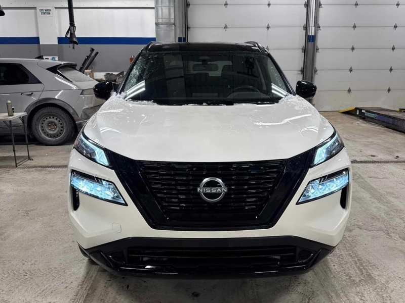 Nissan Rogue * AWD SV Midnight Edition * CARFAX * БЕЗ ПЪРВОНАЧА, снимка 6 - Автомобили и джипове - 53182494