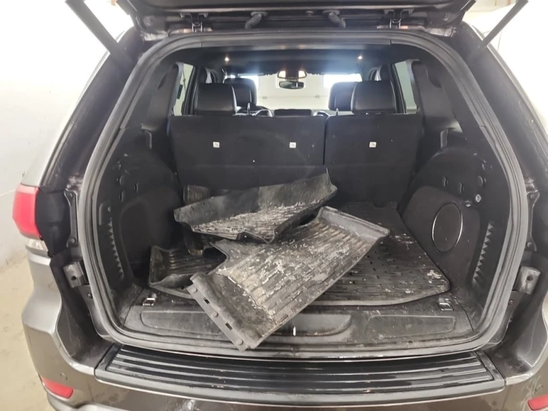 Jeep Grand cherokee * ALTITUDE * CARFAX * ЦЕНА ДО БГ, снимка 17 - Автомобили и джипове - 53328540