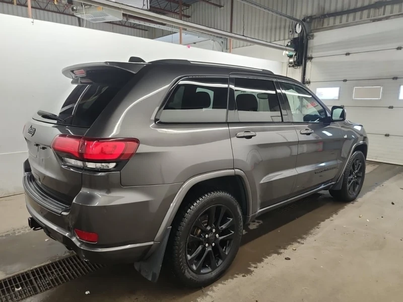 Jeep Grand cherokee * ALTITUDE * CARFAX * ЦЕНА ДО БГ, снимка 3 - Автомобили и джипове - 53328540