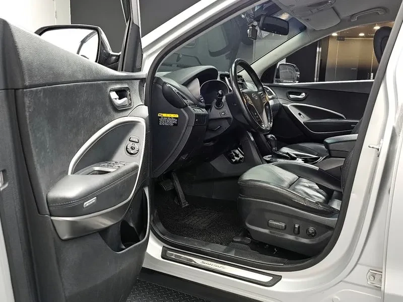 Hyundai Santa fe 2.0, снимка 10 - Автомобили и джипове - 54871312