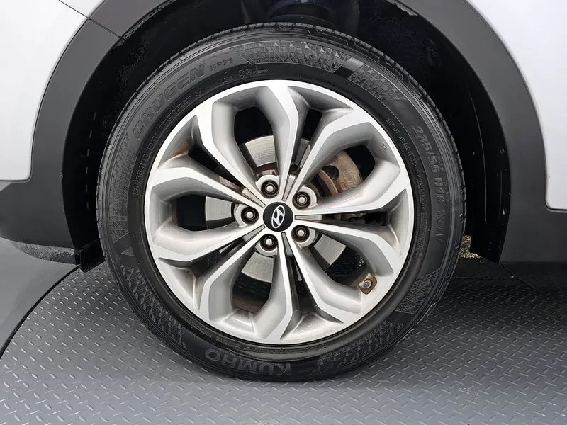 Hyundai Santa fe 2.0, снимка 5 - Автомобили и джипове - 54871312