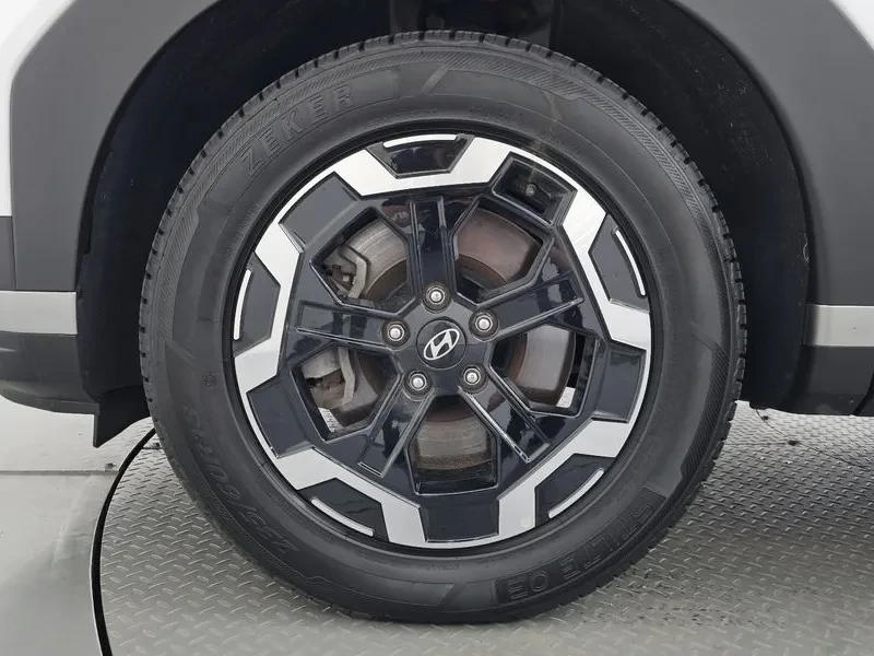 Hyundai Santa fe (Mx5) Gasoline 2.5T 2Wd Prestige, снимка 4 - Автомобили и джипове - 55061591