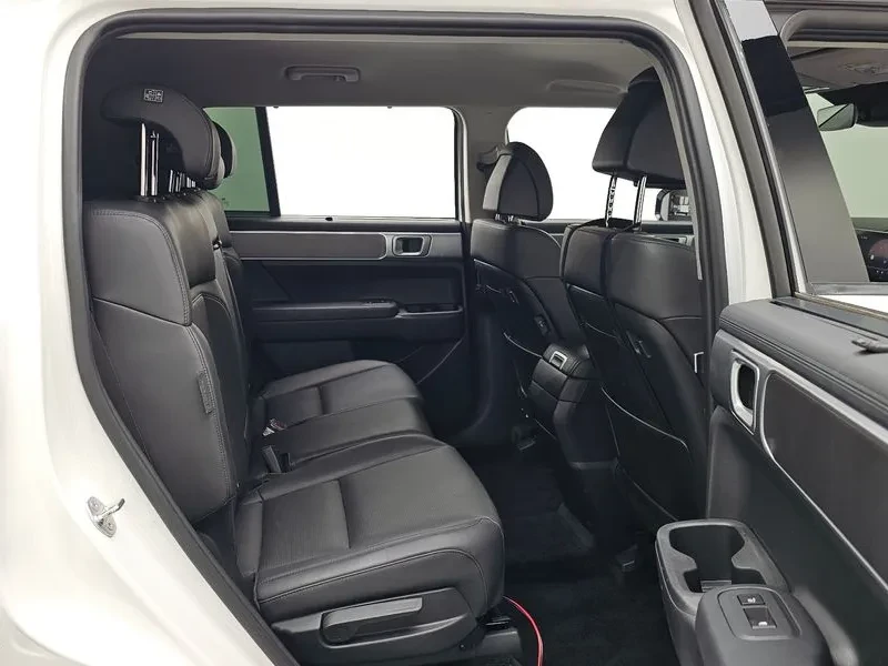 Hyundai Santa fe (Mx5) Gasoline 2.5T 2Wd Prestige, снимка 11 - Автомобили и джипове - 55061591