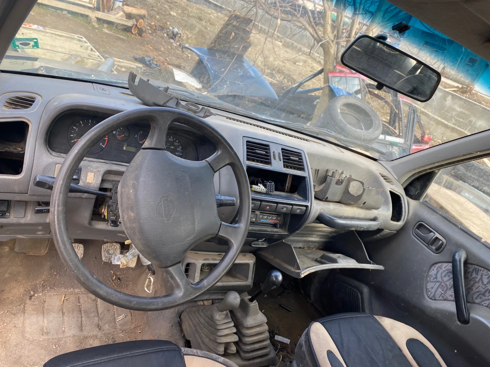 Nissan Terrano 2.7TD - изображение 5
