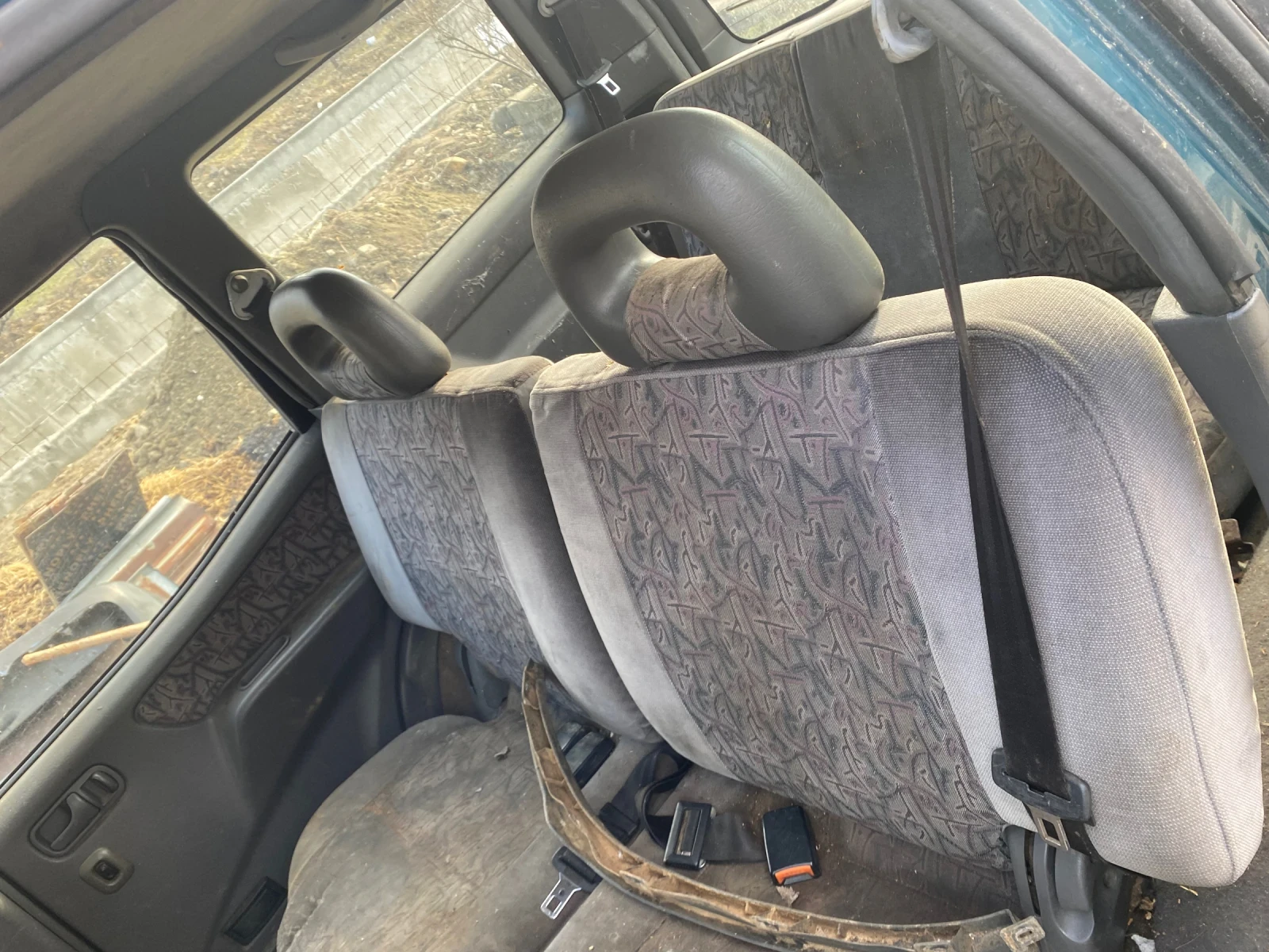 Nissan Terrano 2.7TD - изображение 9