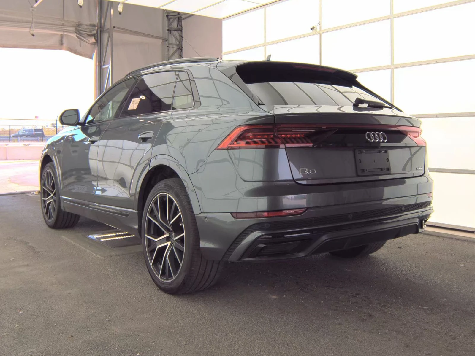 Audi Q8 Bang & Olufsen* Virtual Cockpit Plus* Head-Up*  - изображение 4