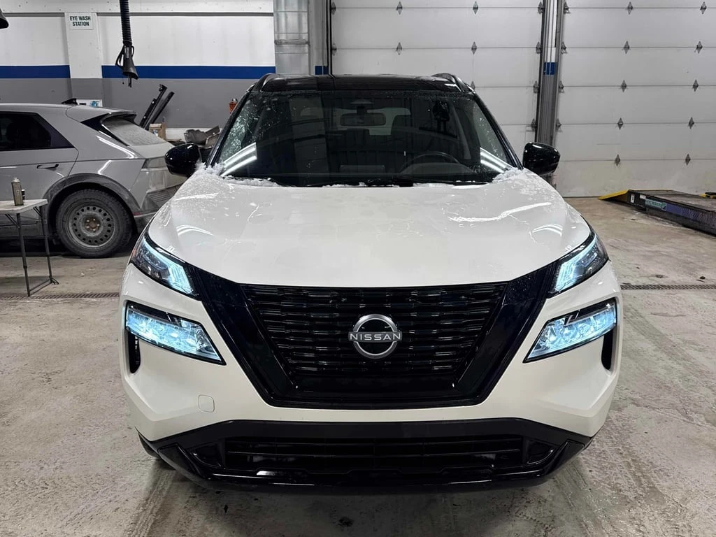 Nissan Rogue * AWD SV Midnight Edition * CARFAX * БЕЗ ПЪРВОНАЧА - изображение 6