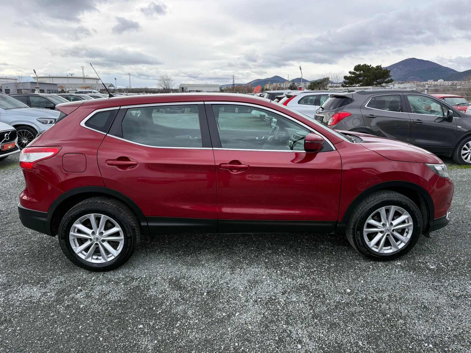 Nissan Qashqai (KATO НОВА) - изображение 4