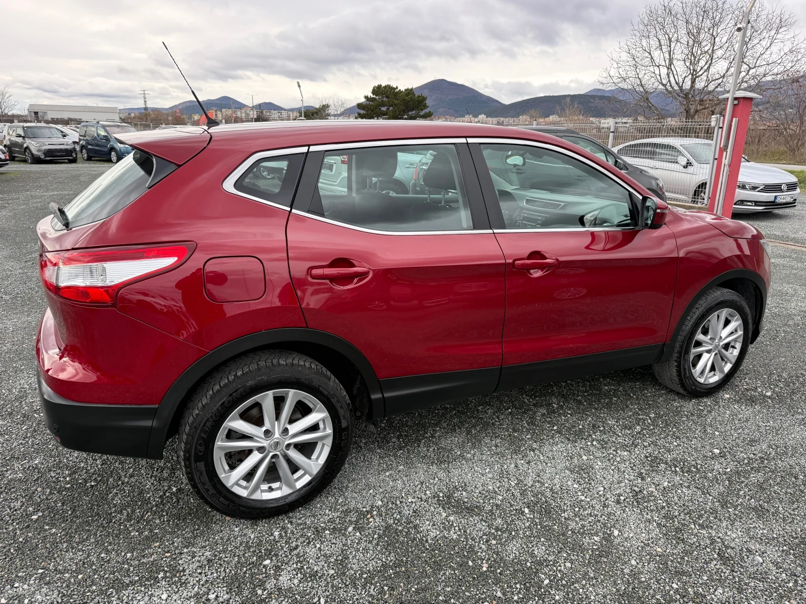 Nissan Qashqai (KATO НОВА) - изображение 5