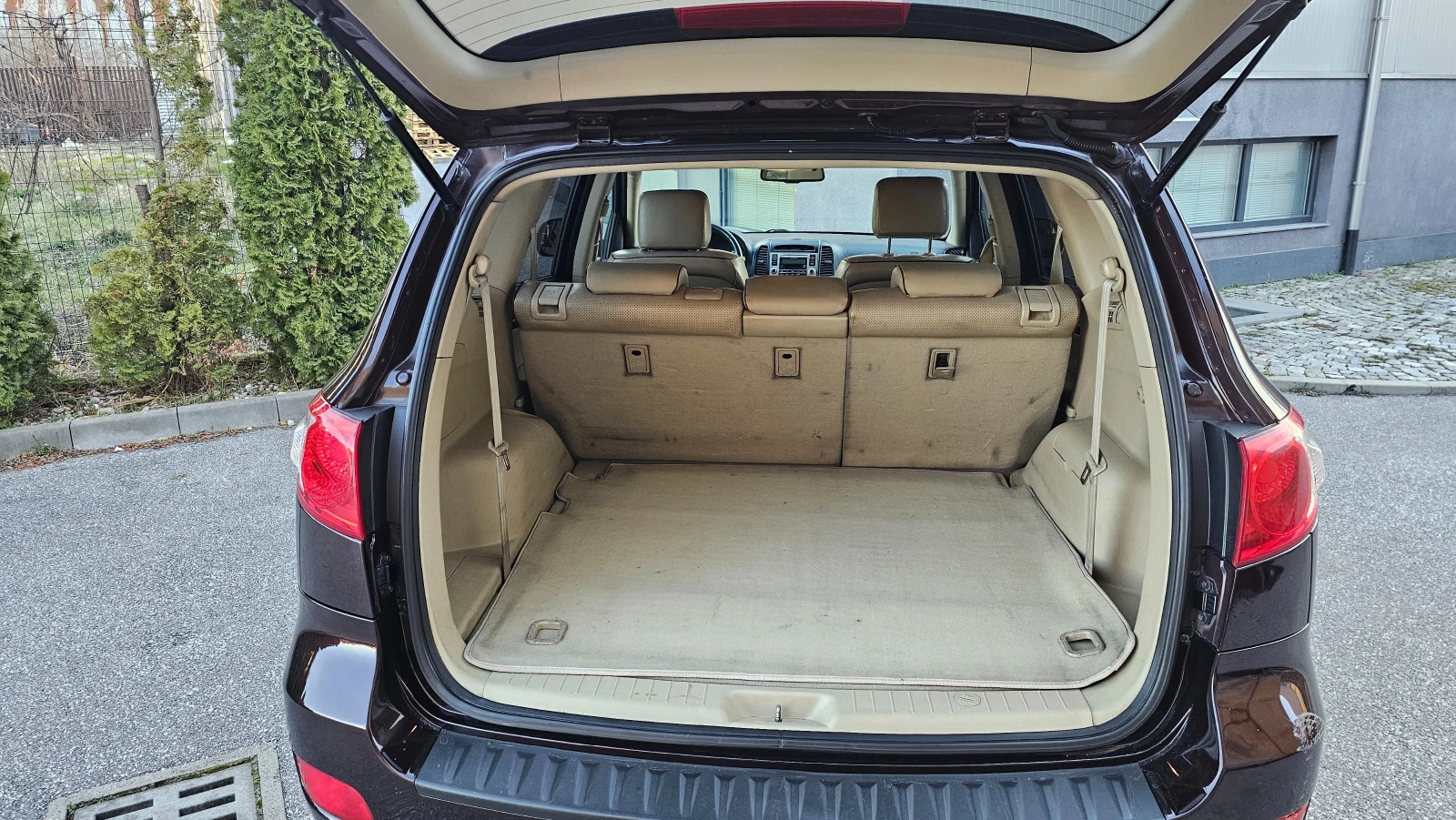 Hyundai Santa fe 2.2 CRDI 4WD Първи Собственик закупен от Хюндай БГ, снимка 7 - Автомобили и джипове - 53804367