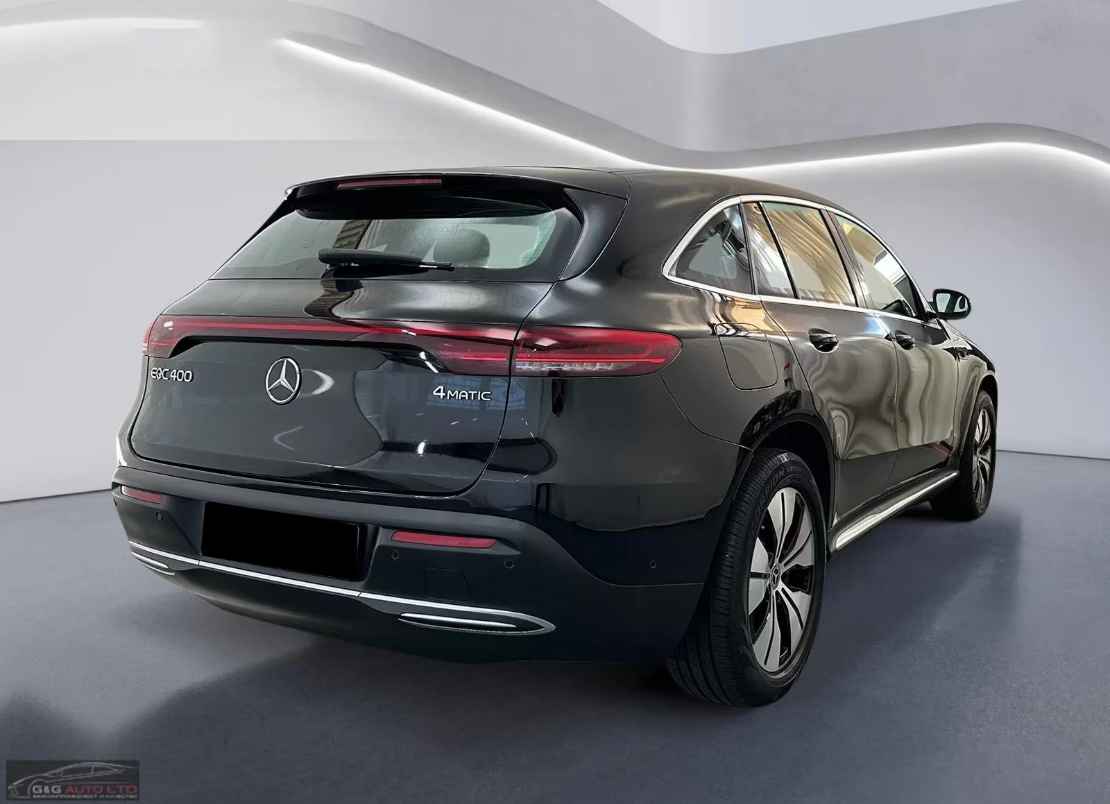 Mercedes-Benz EQC 400/4MATIC/408HP/CAM/LED/NAVI/ACC/KLESS/980g, снимка 4 - Автомобили и джипове - 53973604