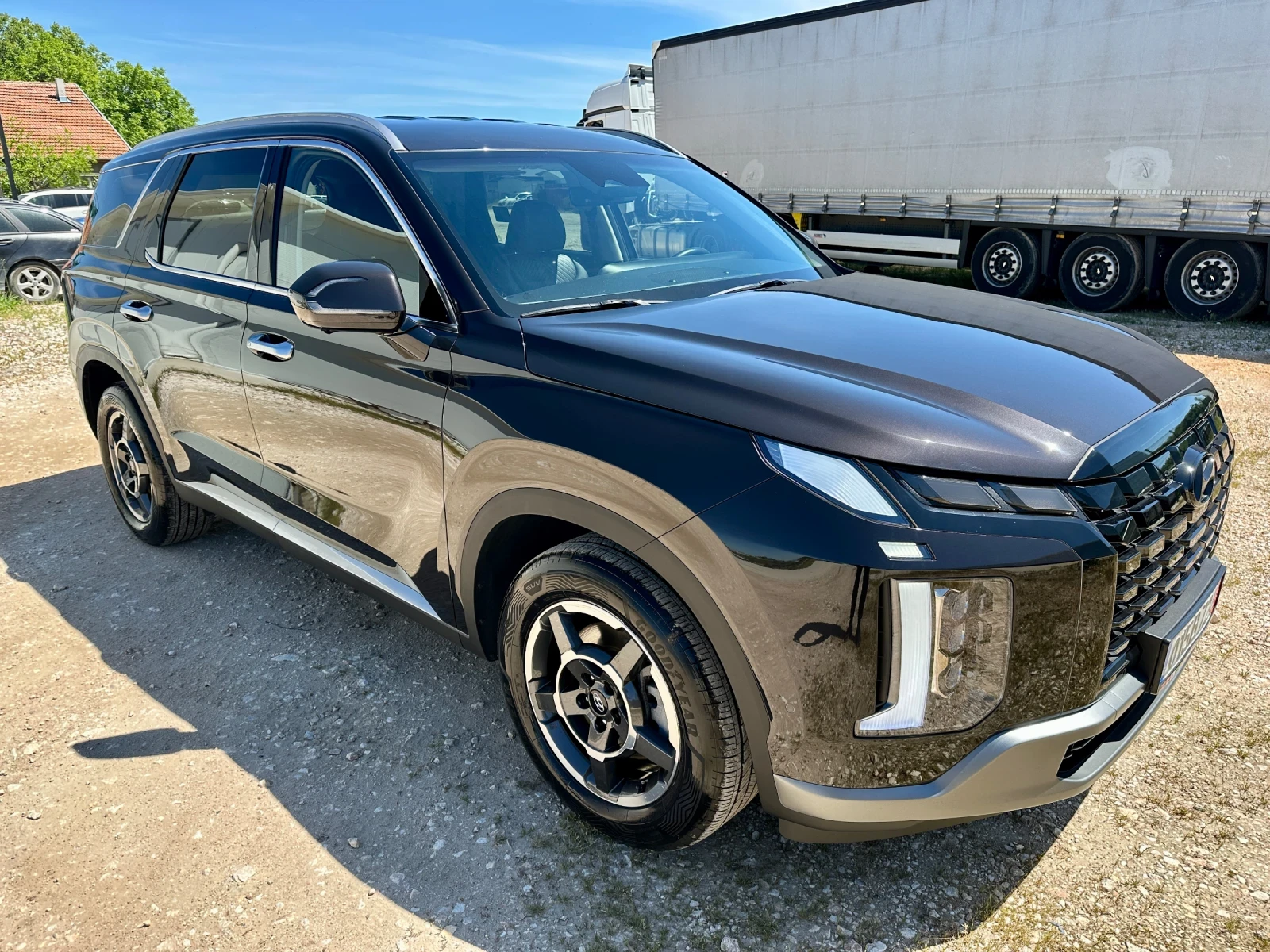 Hyundai Palisade НАЛИЧНА, 4X4, 7 МЕСТА, 360 КАМЕРА, снимка 2 - Автомобили и джипове - 54007807