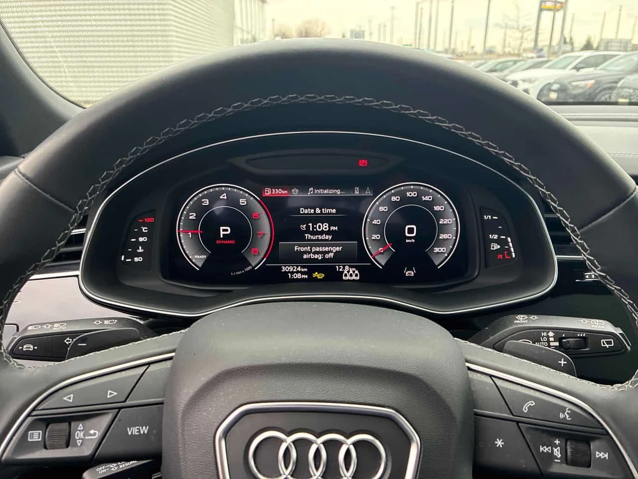 Audi Q8 Technik/ПАНОРАМА/ДИСТРОНИК/360/OT ПРЕДСТАВИТЕЛСТВО, снимка 8 - Автомобили и джипове - 54154895