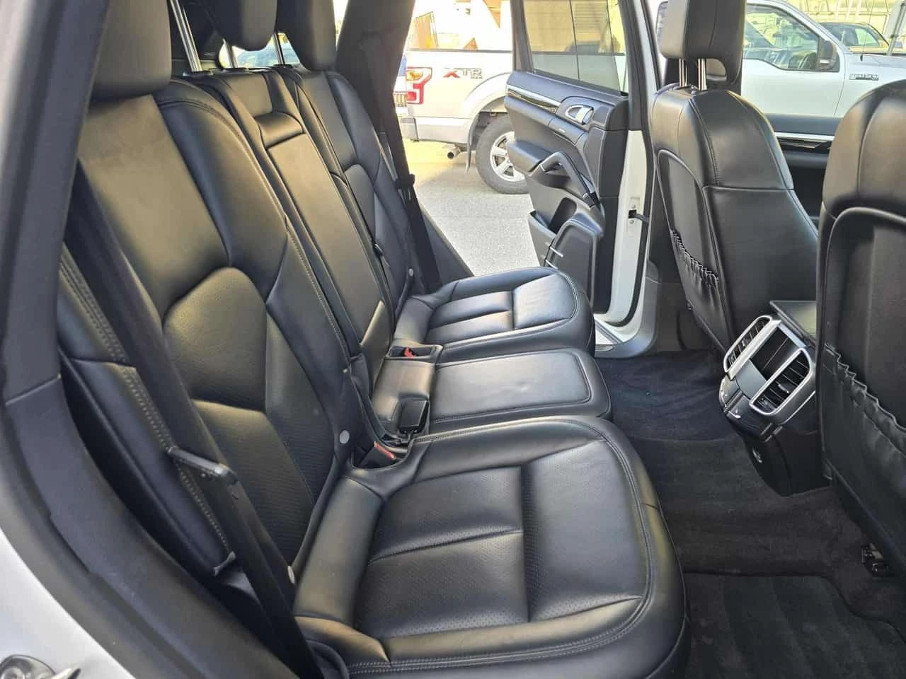 Porsche Cayenne / MATRIX / BOSE / CAMERA / ОБДУХВАНЕ , снимка 17 - Автомобили и джипове - 54283784