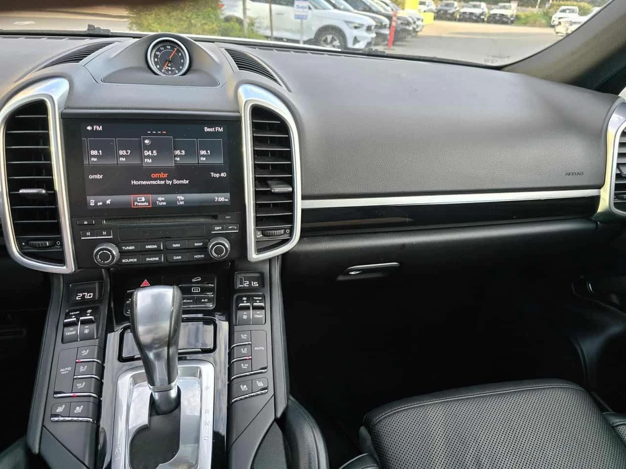 Porsche Cayenne / MATRIX / BOSE / CAMERA / ОБДУХВАНЕ , снимка 9 - Автомобили и джипове - 54283784