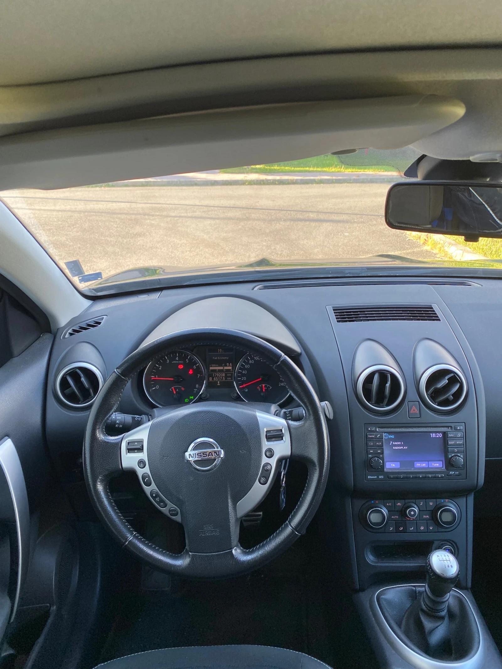 Nissan Qashqai, снимка 7 - Автомобили и джипове - 54296766