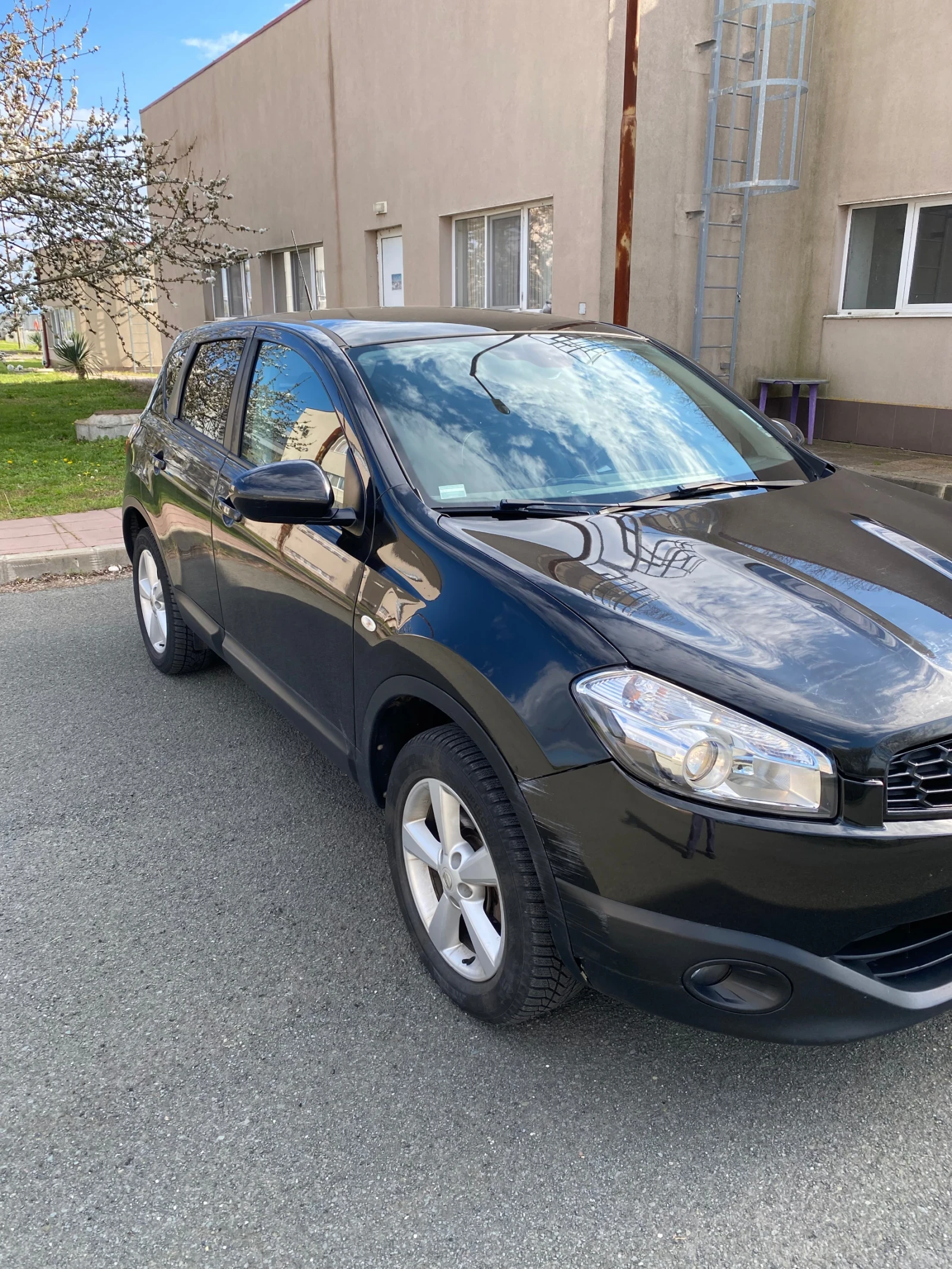 Nissan Qashqai, снимка 3 - Автомобили и джипове - 54296766