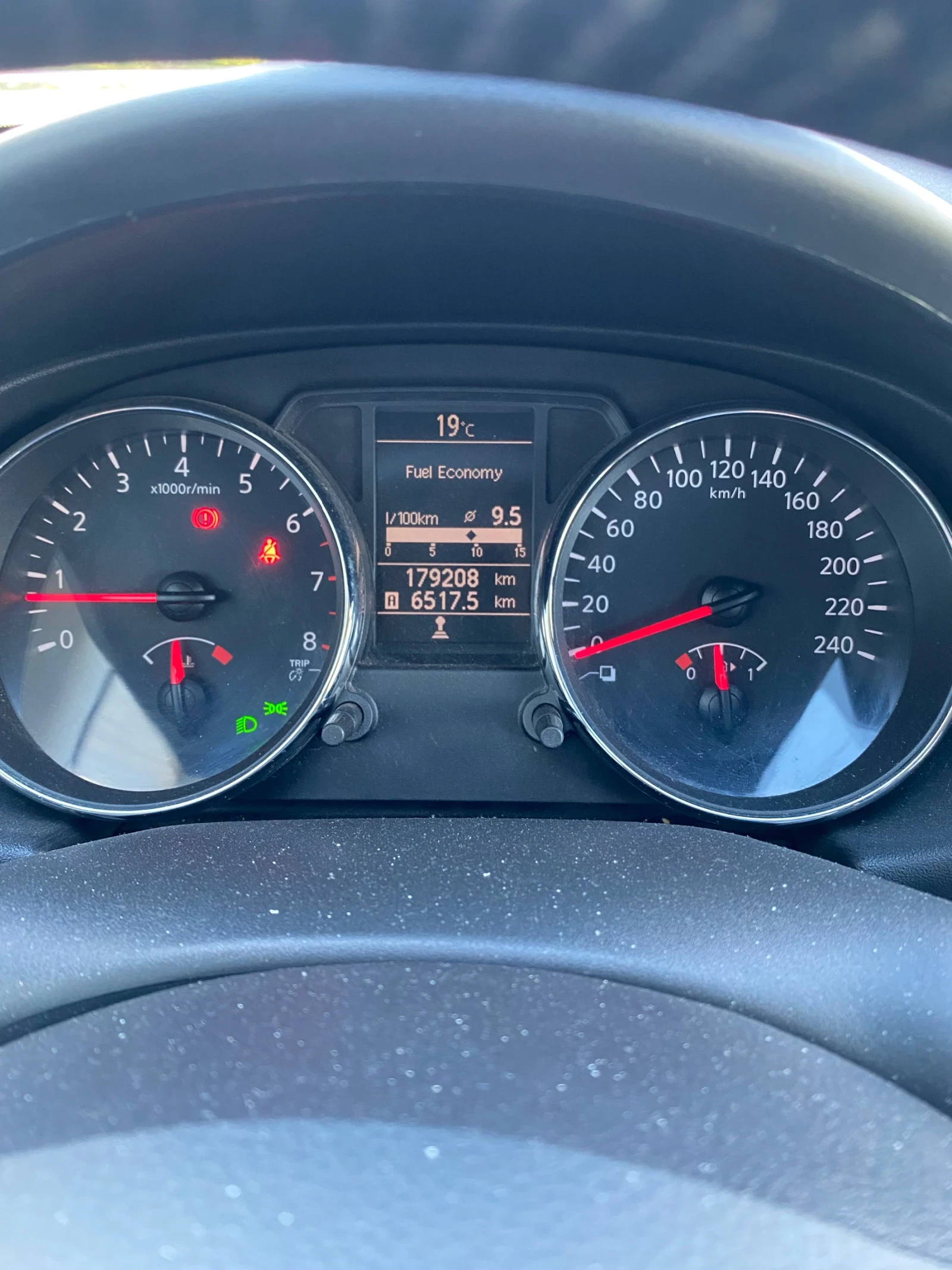 Nissan Qashqai, снимка 8 - Автомобили и джипове - 54296766