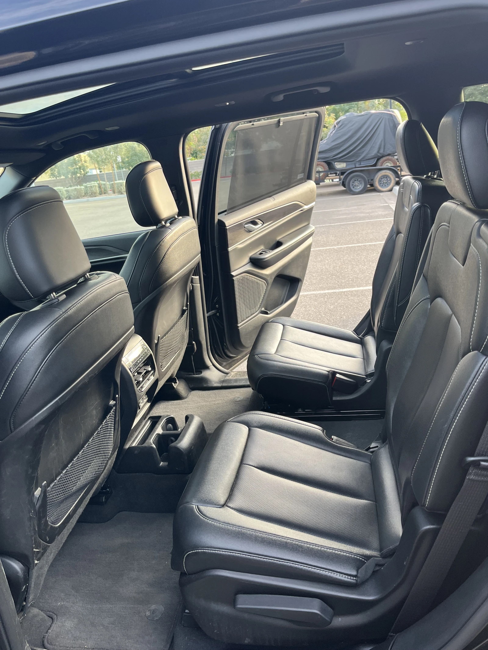 Jeep Grand cherokee, снимка 10 - Автомобили и джипове - 54577674