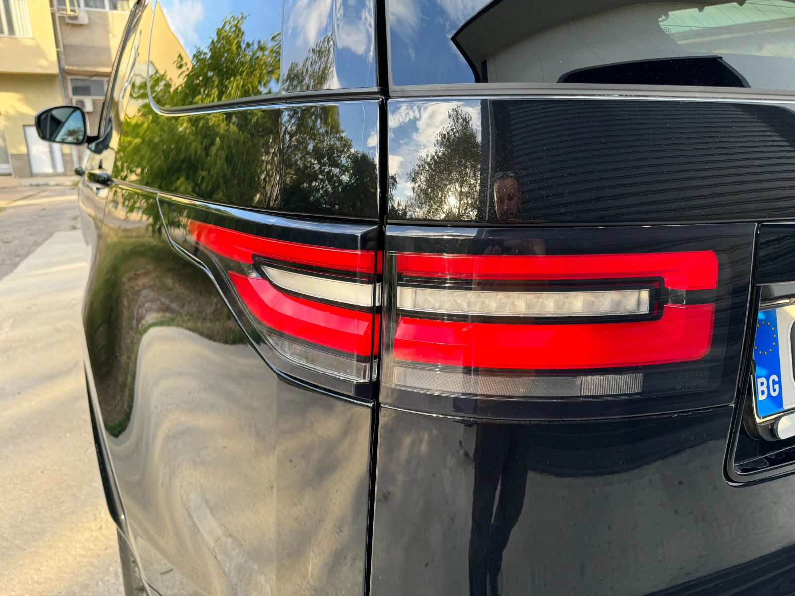 Land Rover Discovery HSE Luxury, снимка 7 - Автомобили и джипове - 54651889