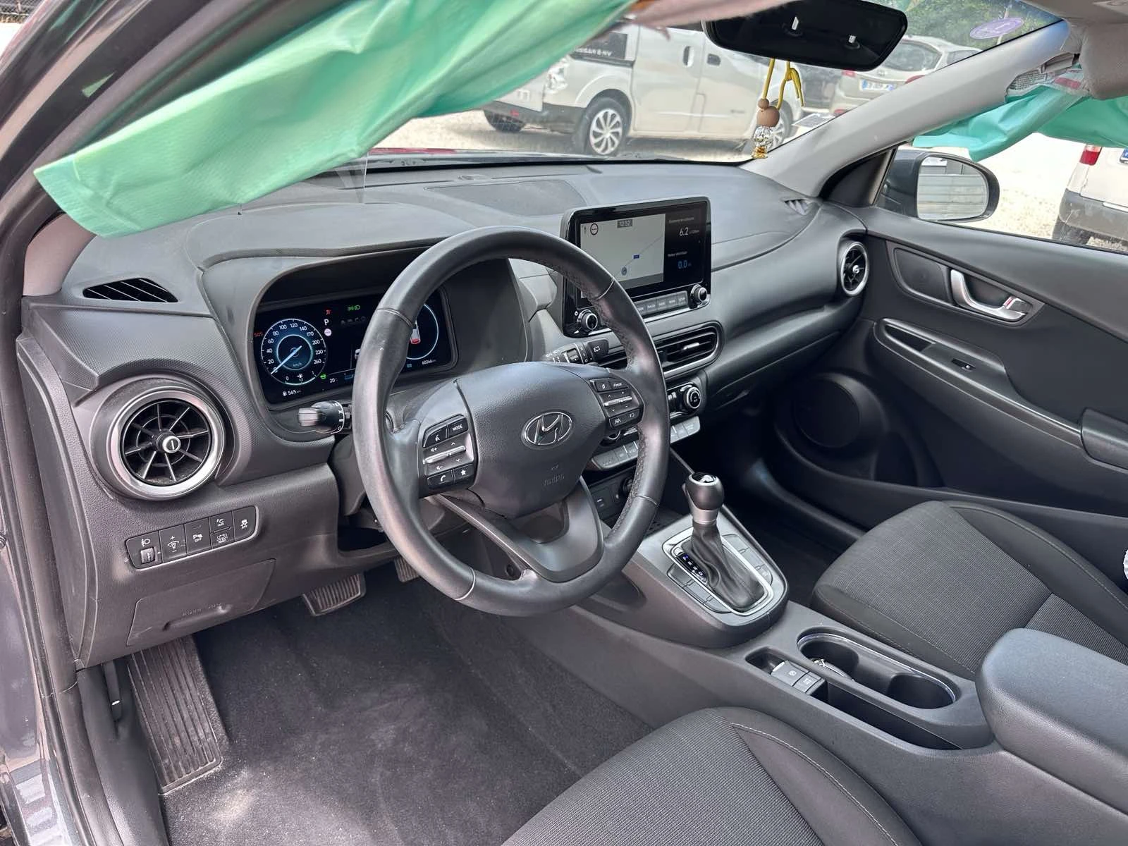 Hyundai Kona, снимка 9 - Автомобили и джипове - 54895836