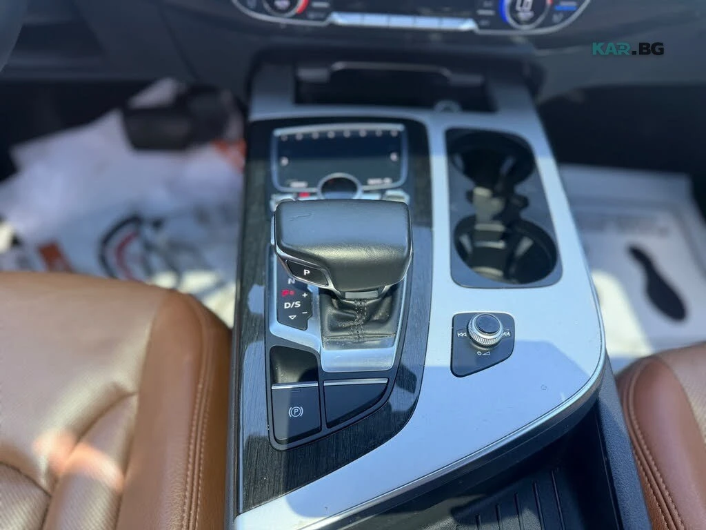 Audi Q7 * PANORAMA * Автокредит * (Цена до България), снимка 15 - Автомобили и джипове - 55203840