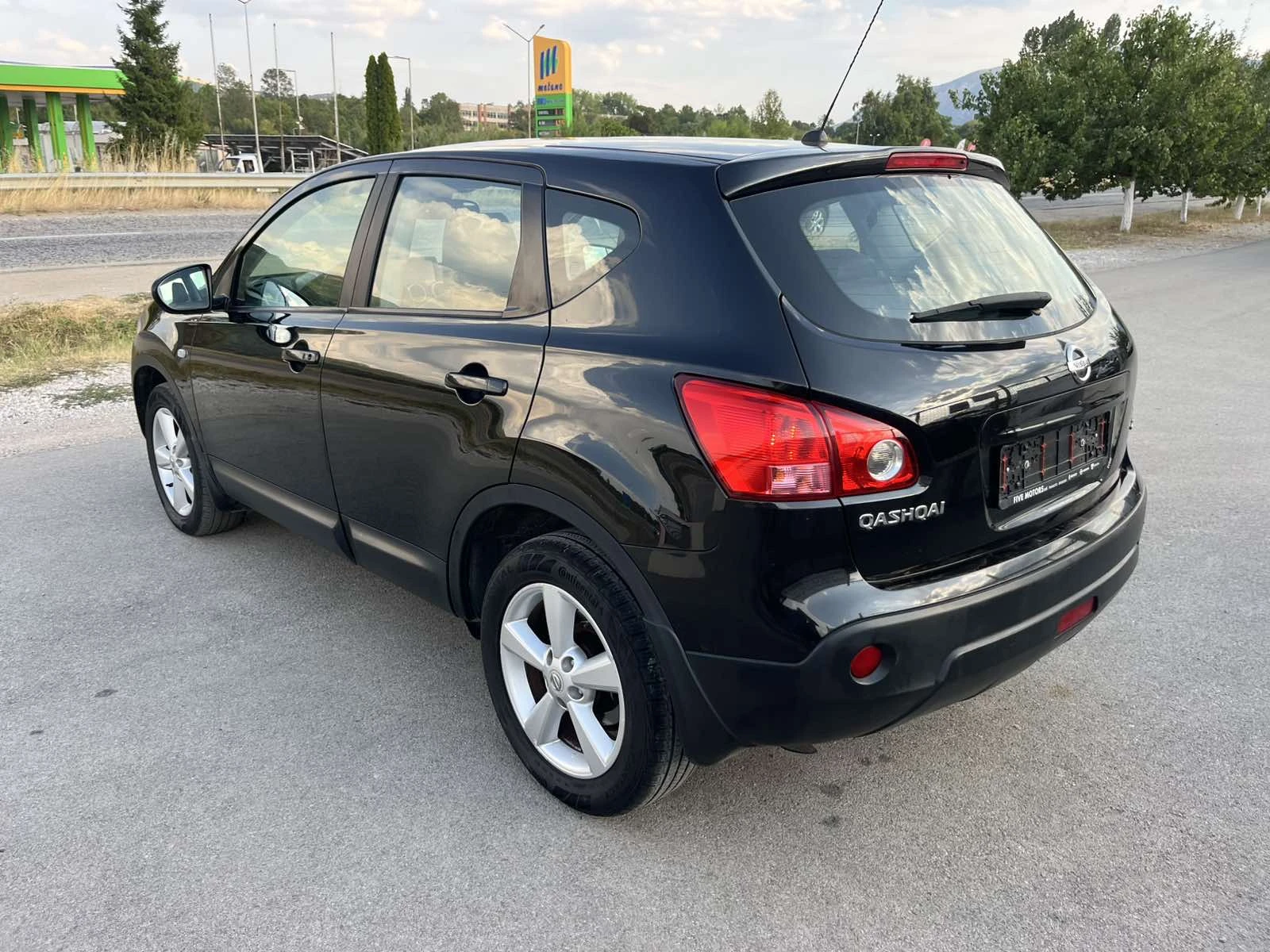 Nissan Qashqai 2.0DCI 150кс 4Х4 КОЖА NAVI АВТОМАТ ВНОС ИТАЛИЯ, снимка 5 - Автомобили и джипове - 55805997