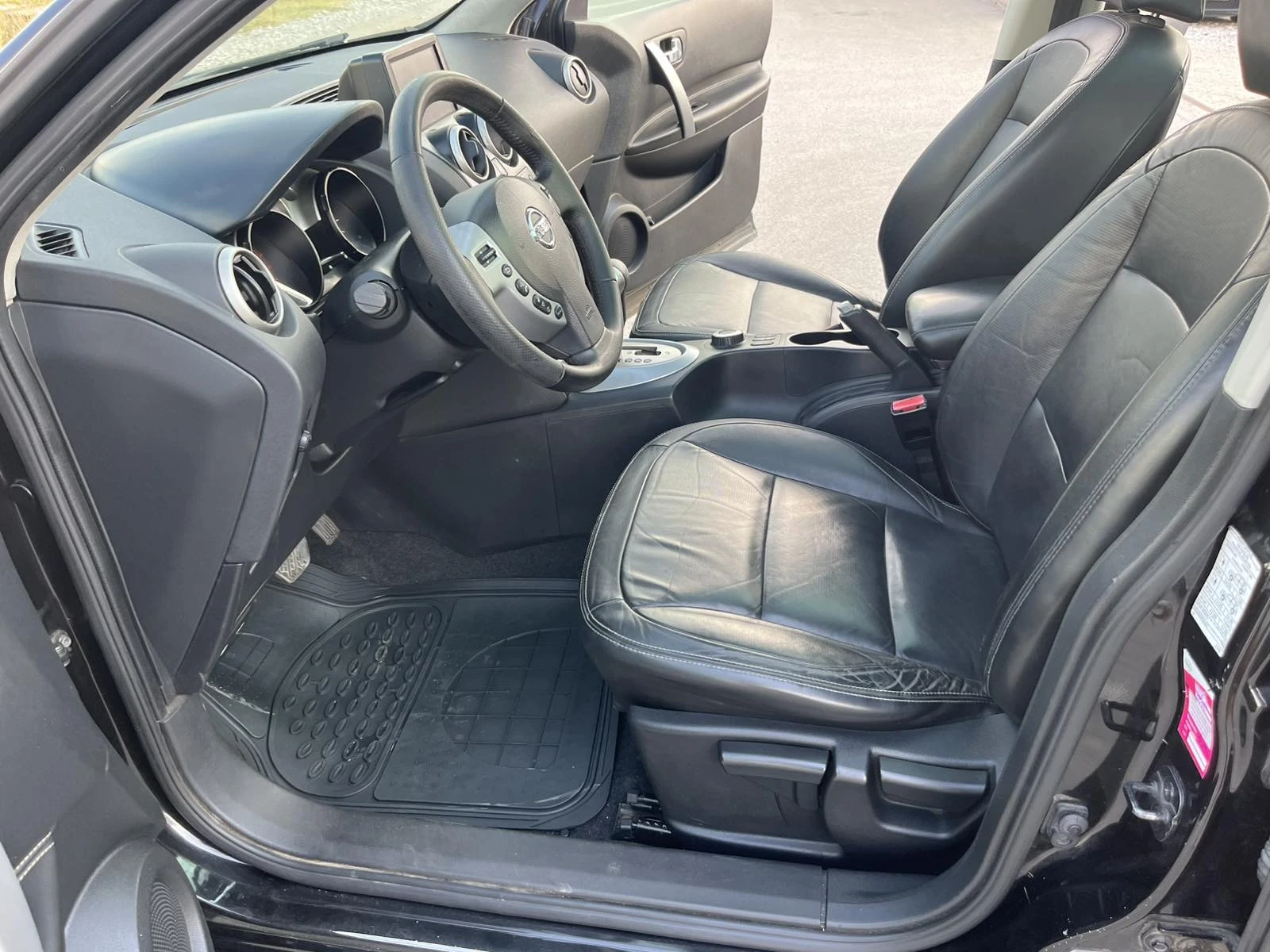 Nissan Qashqai 2.0DCI 150кс 4Х4 КОЖА NAVI АВТОМАТ ВНОС ИТАЛИЯ, снимка 8 - Автомобили и джипове - 55805997