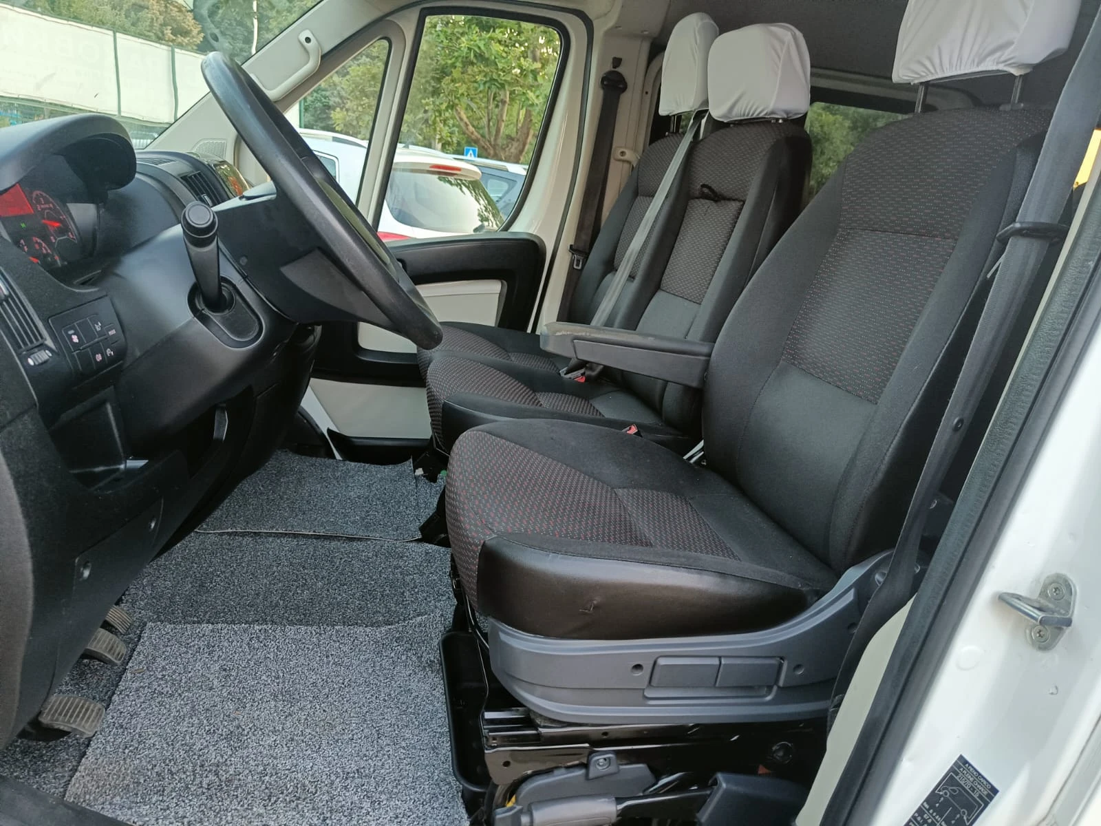 Peugeot Boxer 2.0 HDI - изображение 8