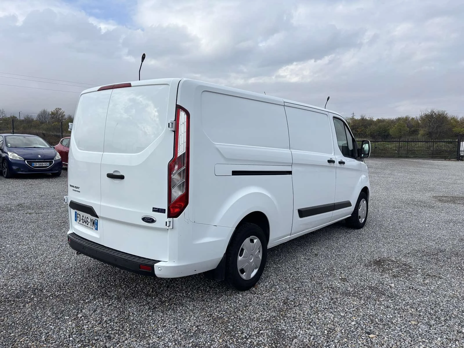 Ford Transit Custom 2.0, EURO 6, Нов Внос - изображение 5