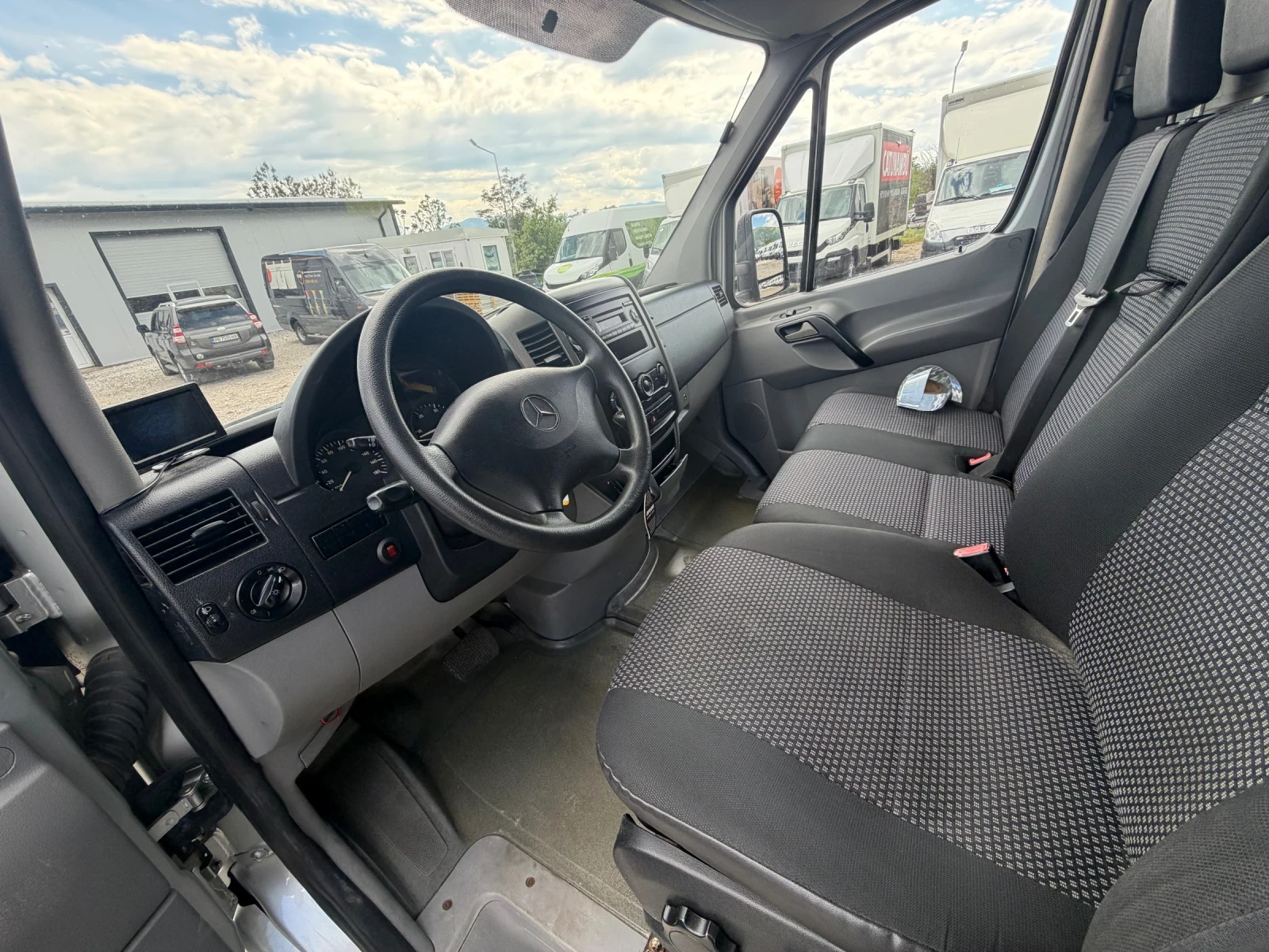 Mercedes-Benz Sprinter 518!3.0!ДВ.ГУМА!ДО3.5Т!П.БОРД, снимка 10 - Бусове и автобуси - 55098072