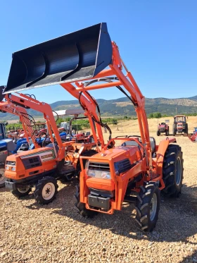 Трактор Kubota Скайтрак , снимка 2