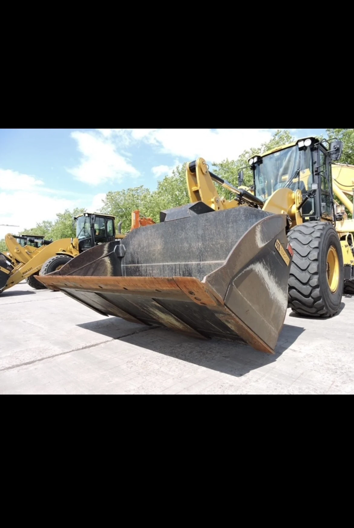 Челен товарач Caterpillar CATERPILLAR 938M - изображение 9